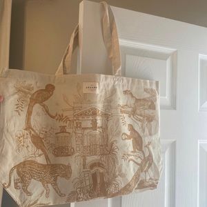Sezane surprise tote